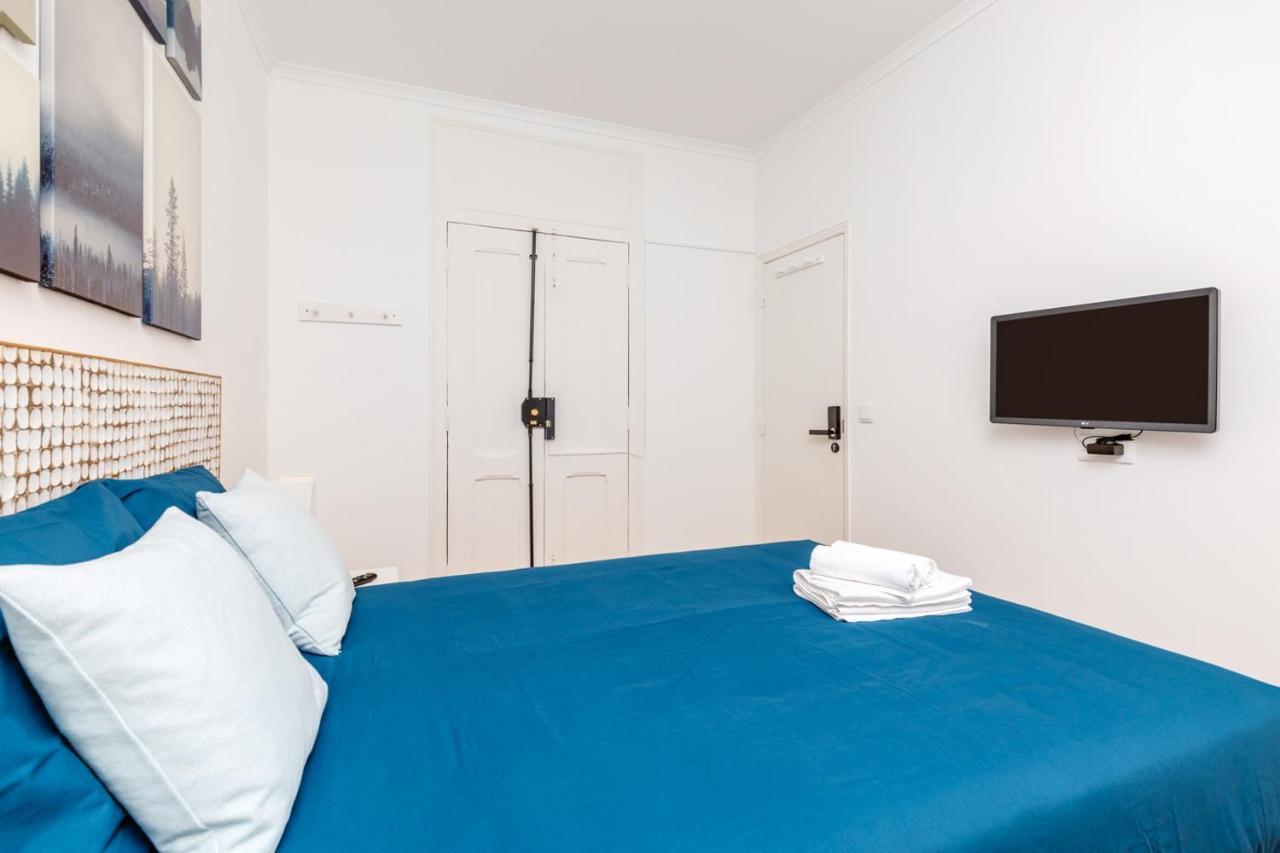 Guest Inn 3 Boutique Guest House ลิสบอน ภายนอก รูปภาพ