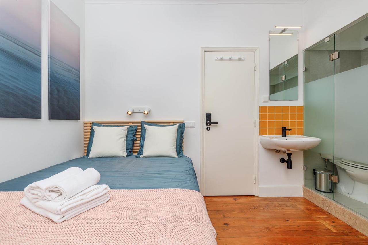 Guest Inn 3 Boutique Guest House ลิสบอน ภายนอก รูปภาพ