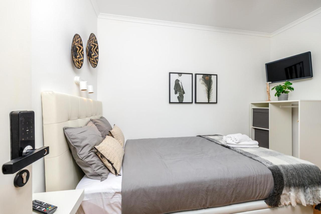 Guest Inn 3 Boutique Guest House ลิสบอน ภายนอก รูปภาพ