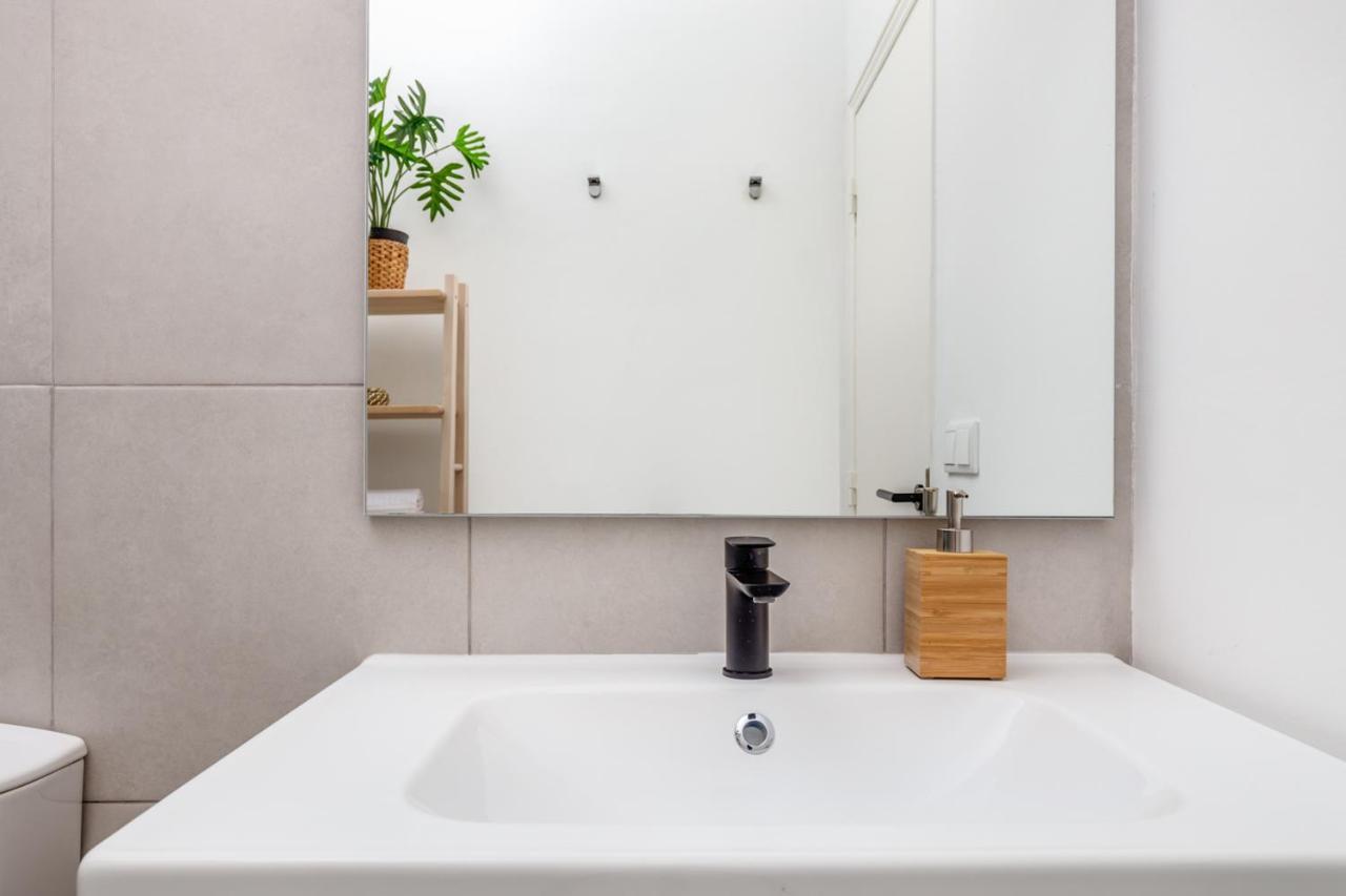 Guest Inn 3 Boutique Guest House ลิสบอน ภายนอก รูปภาพ